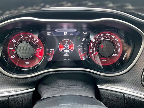 Used 2019 Dodge Challenger SRT Hellcat Redeye image 9