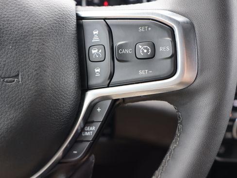 Used 2025 RAM 1500 Big Horn AWD/4WD image 16