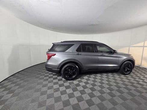 Used 2022 Ford Explorer Timberline image 6