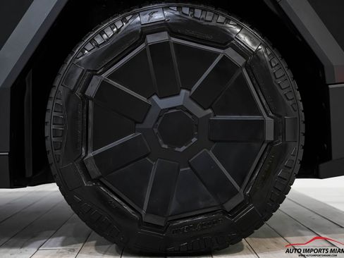 Used 2024 Tesla Cybertruck Cyberbeast image 84