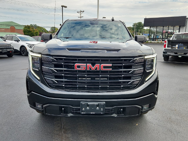 Used 2024 GMC Sierra 1500 Elevation AWD/4WD image 2