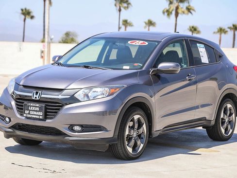 Used 2018 Honda HR-V EX image 3