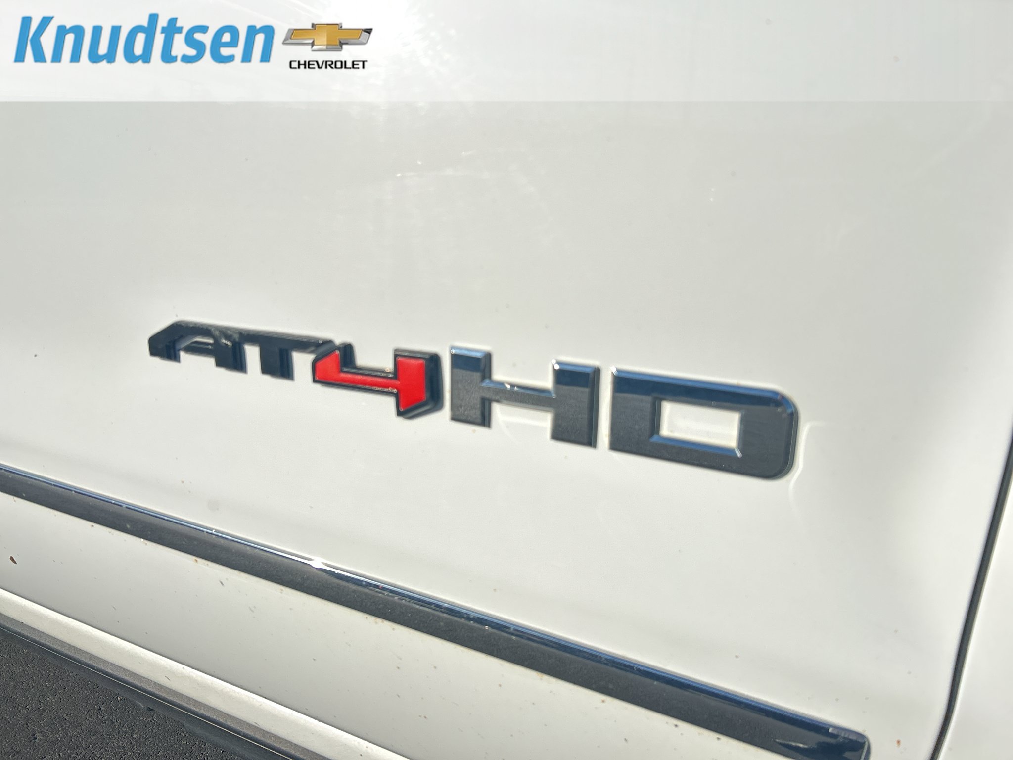 Used 2015 GMC Sierra 2500 SLT AWD/4WD image 8