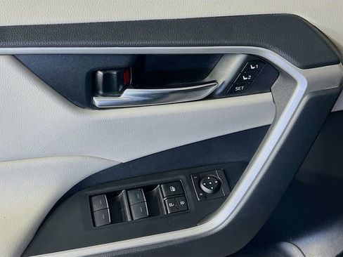 Used 2024 Toyota RAV4 XLE Premium image 11