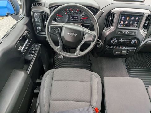 Used 2024 Chevrolet Silverado 1500 Custom w/ Dark Appearance Package AWD/4WD image 16