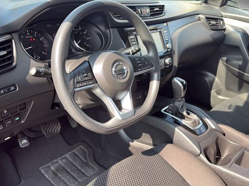 Used 2022 Nissan Rogue Sport S AWD/4WD image 13
