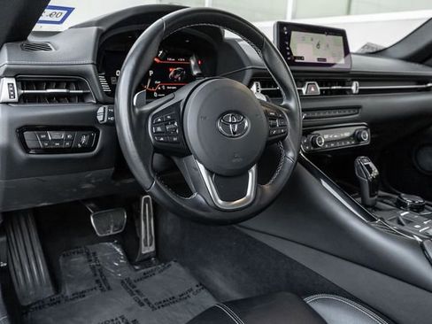 Used 2025 Toyota Supra Premium w/ Driver Assist Package image 7