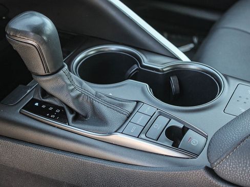 Used 2024 Toyota Camry XSE image 20