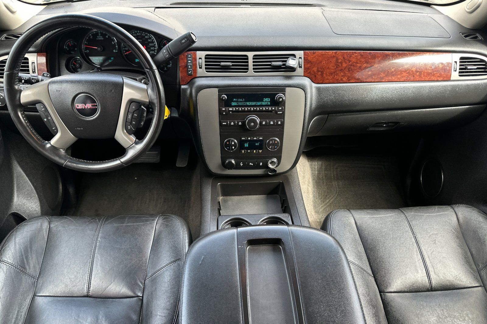 Used 2013 GMC Yukon XL SLT RWD image 15