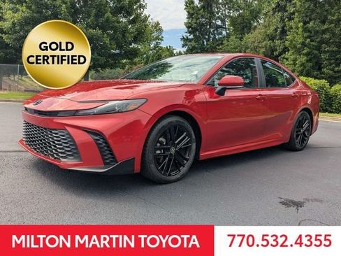 Certified 2025 Toyota Camry SE FWD image 5