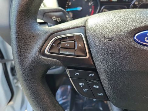 Used 2018 Ford Escape SE image 15