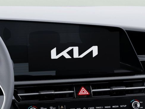 New 2026 Kia Niro Wind FWD image 16