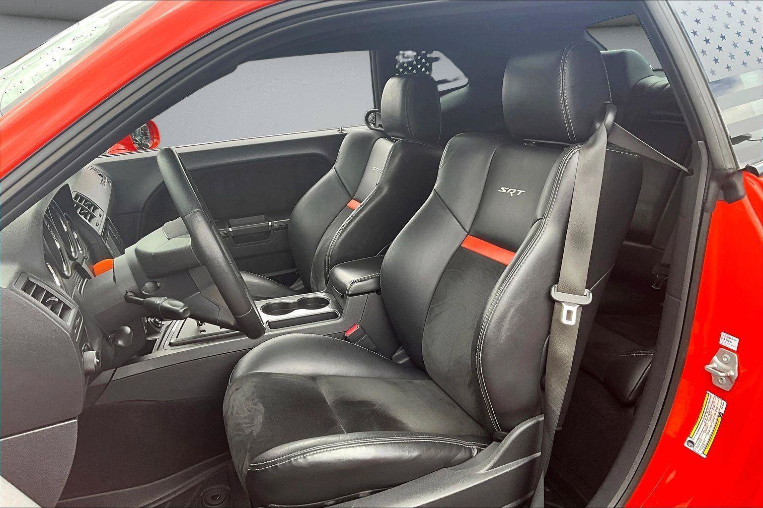 Used 2009 Dodge Challenger SRT8 w/ SRT Option Group II RWD image 21