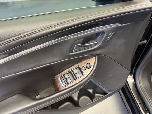 Used 2015 Chevrolet Impala LT w/ Convenience Package FWD image 10