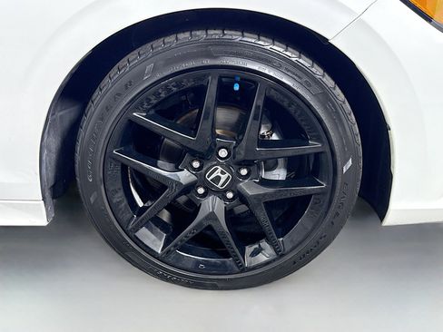 Used 2023 Honda Civic Sport image 32