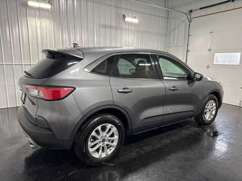 Used 2022 Ford Escape SE w/ Convenience Package AWD/4WD image 3