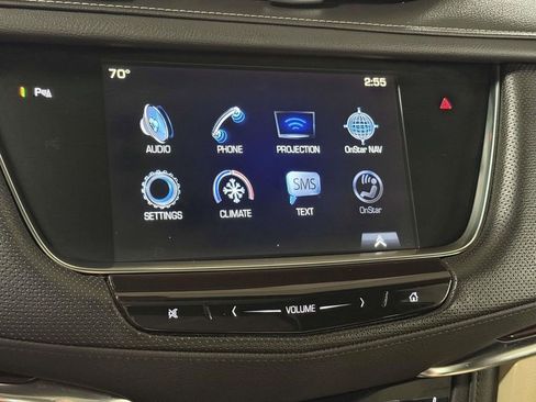 Used 2017 Cadillac XT5 Luxury w/ Driver Awareness Package image 6