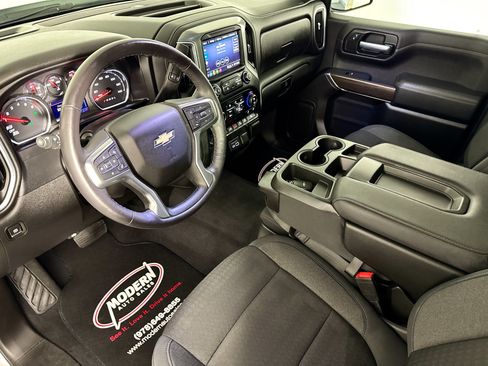 Used 2021 Chevrolet Silverado 1500 LT w/ Safety Package II AWD/4WD image 15