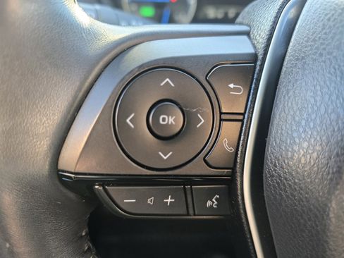 Certified 2023 Toyota Venza XLE image 22