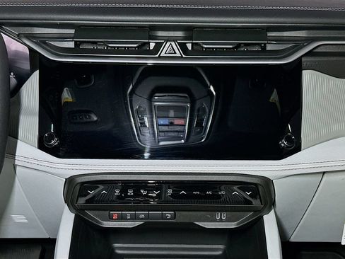 New 2026 Jeep Cherokee Limited AWD/4WD image 8