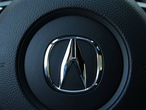 Certified 2025 Acura RDX SH-AWD image 31