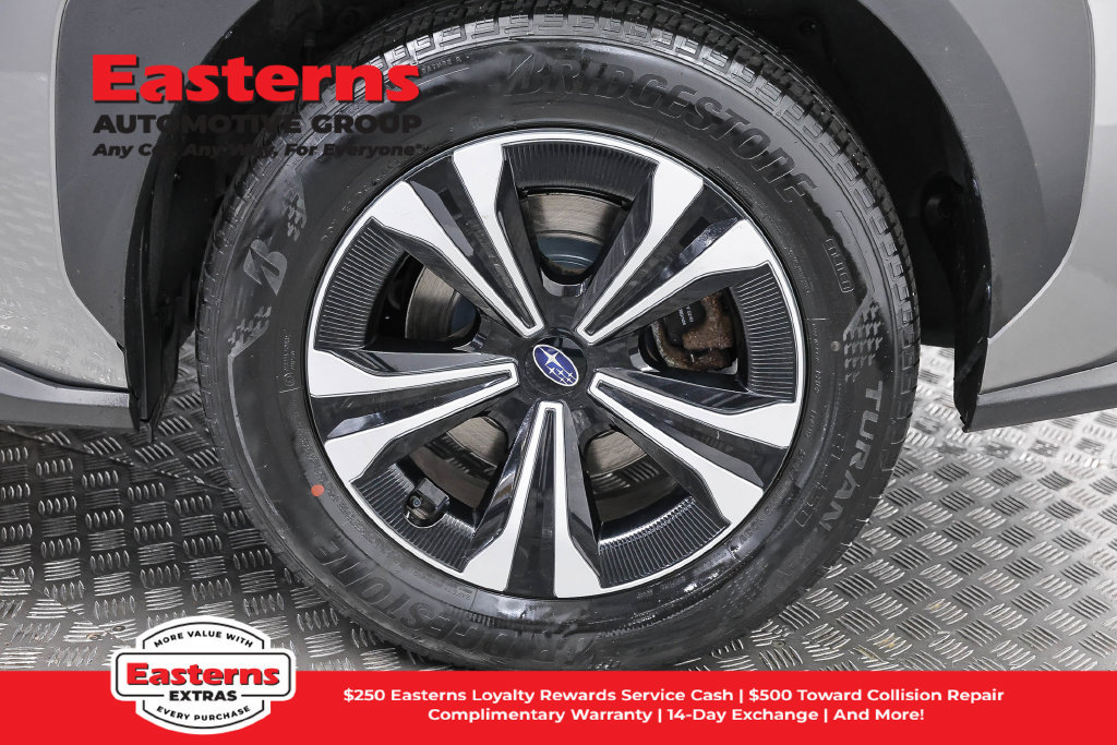 Used 2023 Subaru Solterra AWD image 30