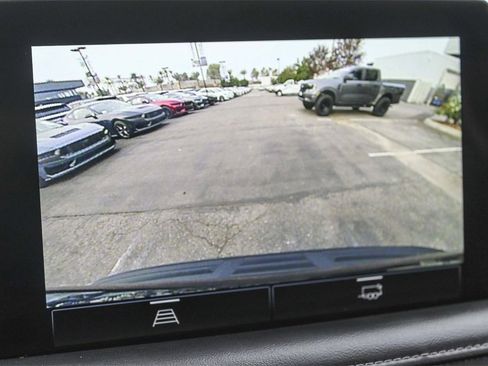 Used 2022 Chevrolet Tahoe Z71 image 31