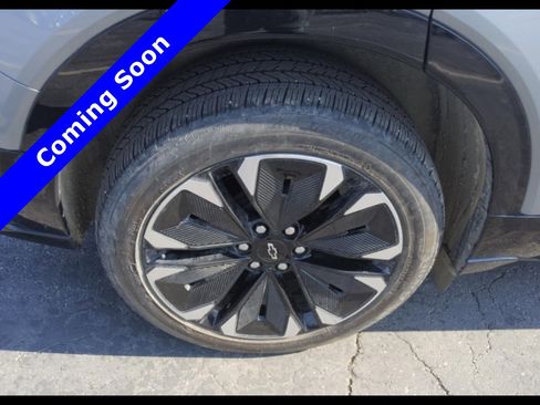 Used 2025 Chevrolet Blazer EV RS AWD/4WD image 21