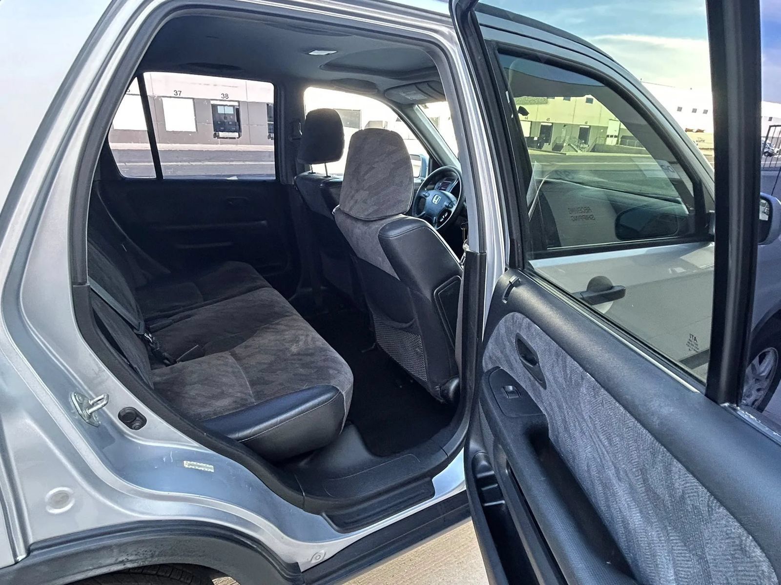 Used 2004 Honda CR-V EX image 12