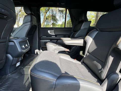 Used 2025 Ford Expedition Tremor image 33