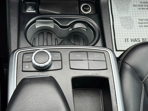 Used 2014 Mercedes-Benz GL 450 4MATIC image 38