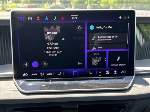 Certified 2025 Volkswagen Tiguan SE image 21