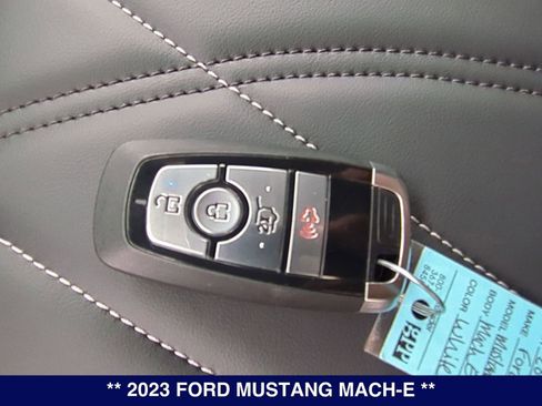 New 2023 Ford Mustang Mach-E Select w/ Comfort Package Lite image 34