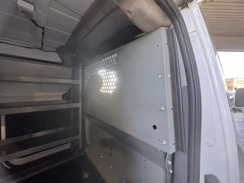 Used 2020 Nissan NV200 SV image 16