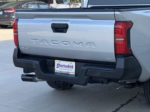 Used 2026 Toyota Tacoma SR AWD/4WD image 6