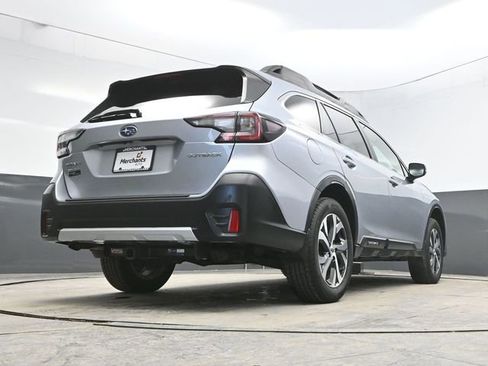 Used 2021 Subaru Outback Limited image 33