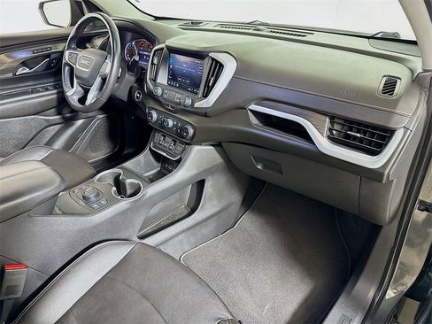 Used 2021 GMC Terrain SLT w/ Elevation Edition image 26