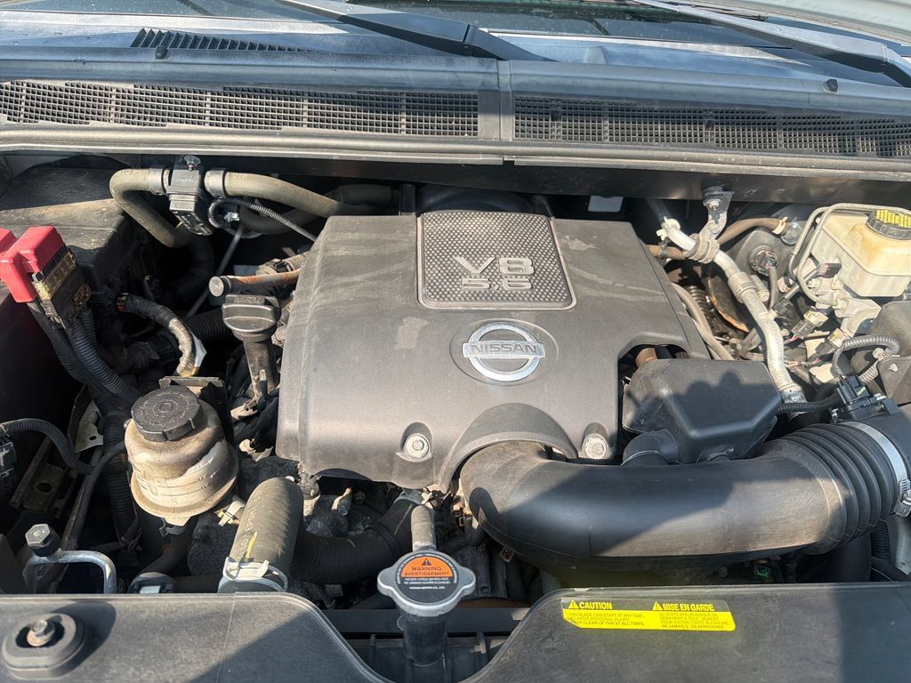 Used 2015 Nissan Titan SV w/ SV Value Truck Package AWD/4WD image 27