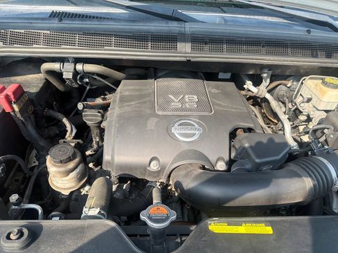 Used 2015 Nissan Titan SV w/ SV Value Truck Package AWD/4WD image 27