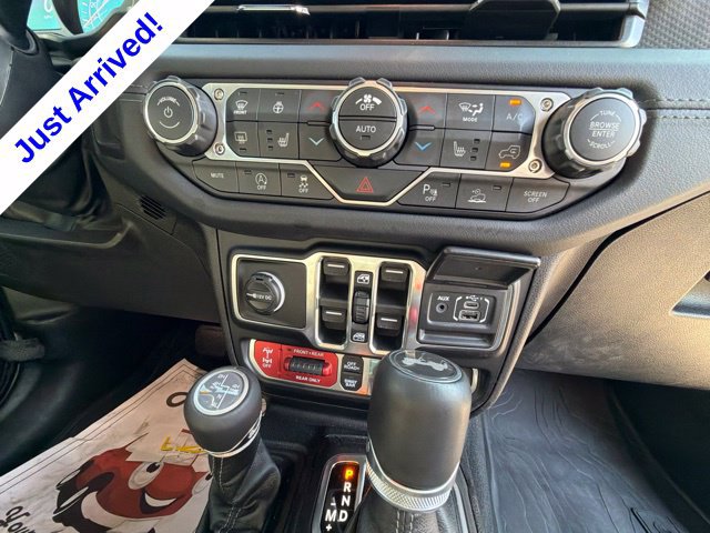 Used 2026 Jeep Wrangler Unlimited Rubicon AWD/4WD image 39