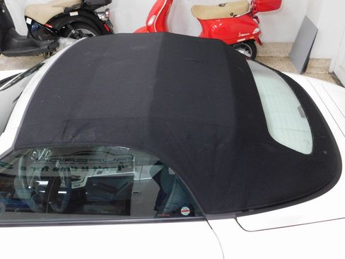 Used 2005 Chrysler Crossfire Limited RWD image 39