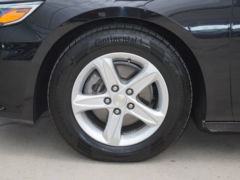 Used 2022 Chevrolet Malibu LT FWD image 10