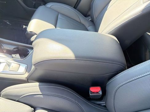 Used 2024 Subaru Ascent Limited w/ Technology Package image 24