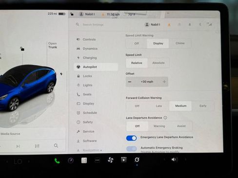 Used 2023 Tesla Model Y Long Range image 25