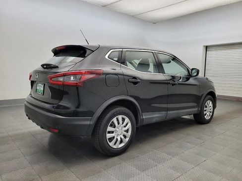 Used 2020 Nissan Rogue Sport S image 10