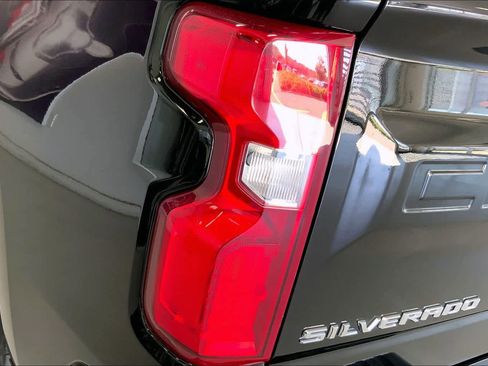 Used 2022 Chevrolet Silverado 1500 RST image 31