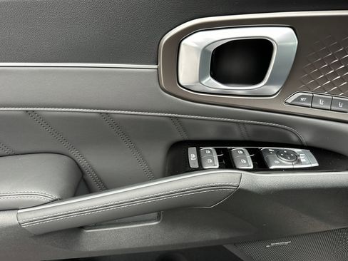 New 2026 Kia Sorento SX Prestige image 7
