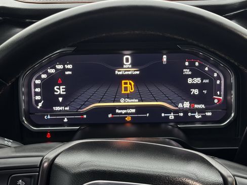 Used 2025 GMC Sierra 2500 AT4 image 16