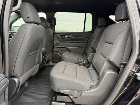 New 2026 Chevrolet Traverse LT w/ LPO, Floor Liner Package image 6