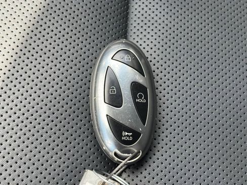 Used 2025 Hyundai Santa Fe SEL FWD image 25